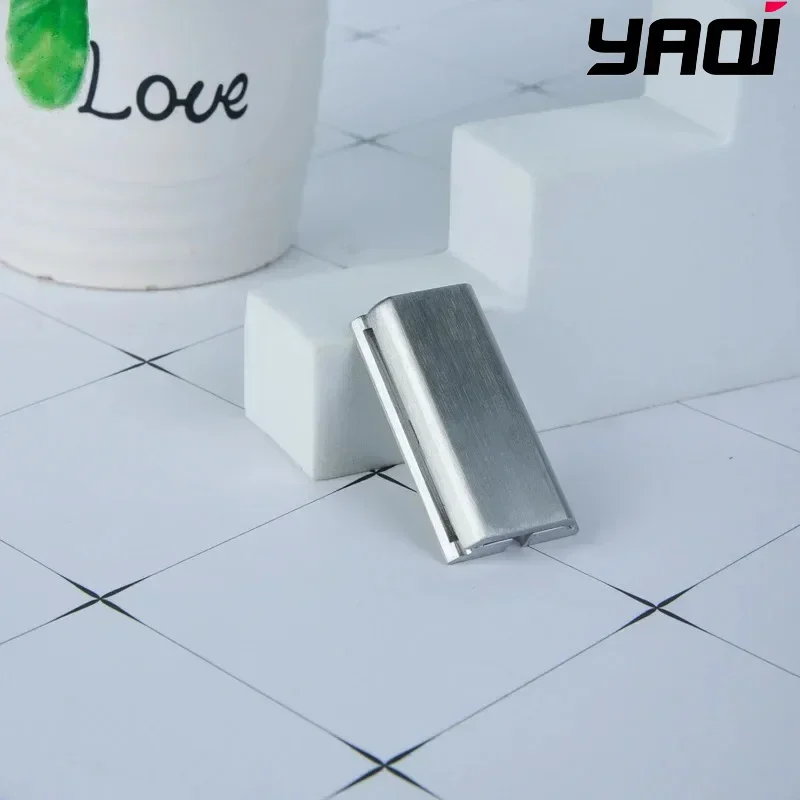 

Hot Sales 2026 Stainless Steel Yaqi Safety Razor Head Collectibles Birthday Gift For Boyfriend Beard shaver