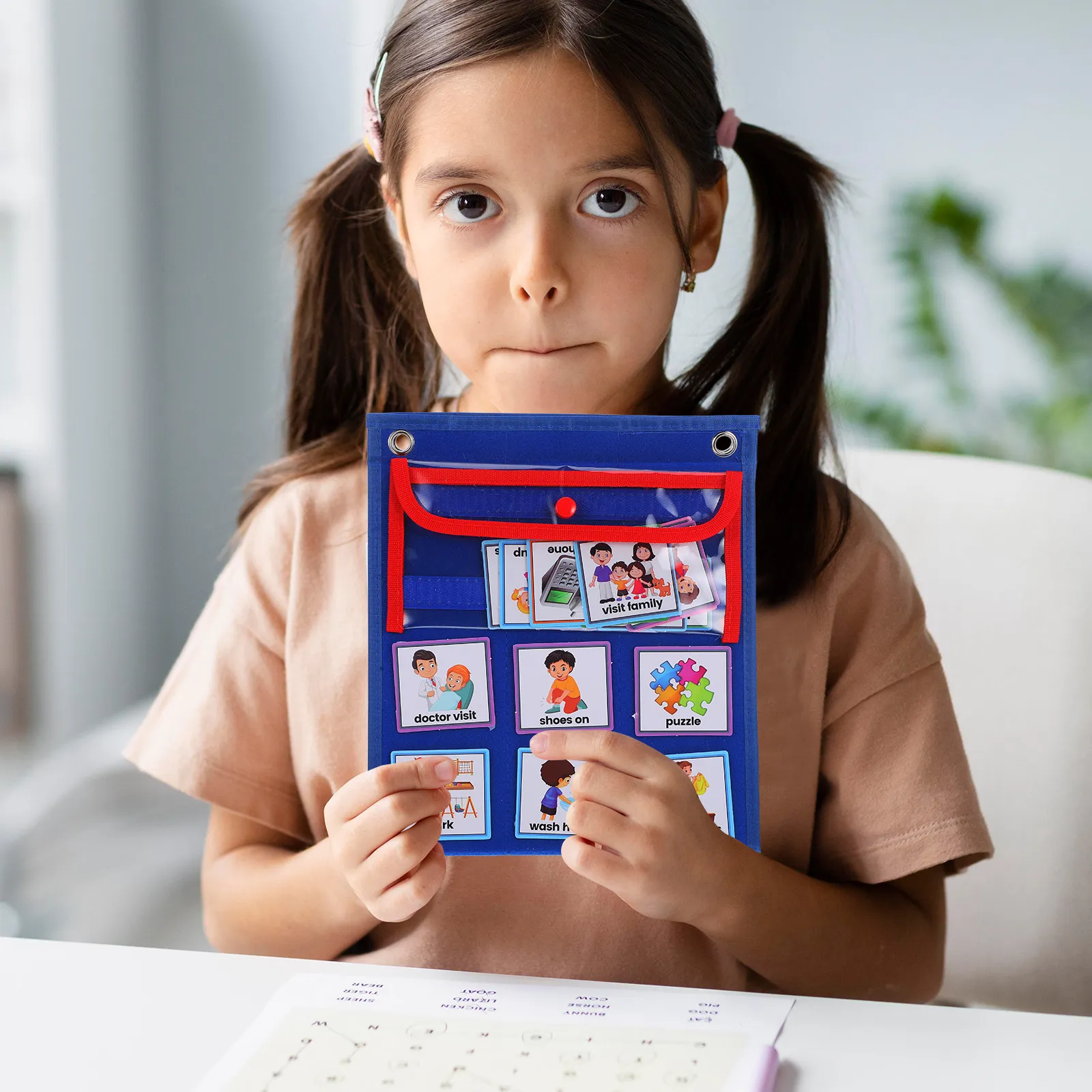 

1 комплект: Визуальный календарь-планировщик, доска для ежедневных дел, для дома и класса, график утренних дел, таблица ежедневного распорядка.