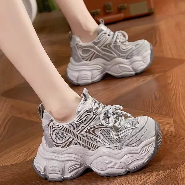 

Women's Dad Shoes Thick Bottom Genuine Leather Lightweight Soft Sole Casual Fashion Sneakers Low Top round Toe All Season