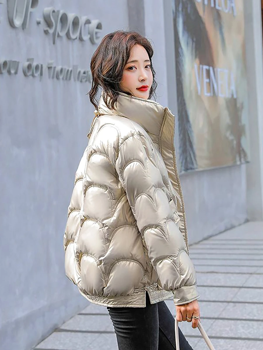 Lightweight Short Puffer Jacket Women's Winter Cotton Coat No Wash Bread Style Fashionable New Arrival 2026 Commute Style