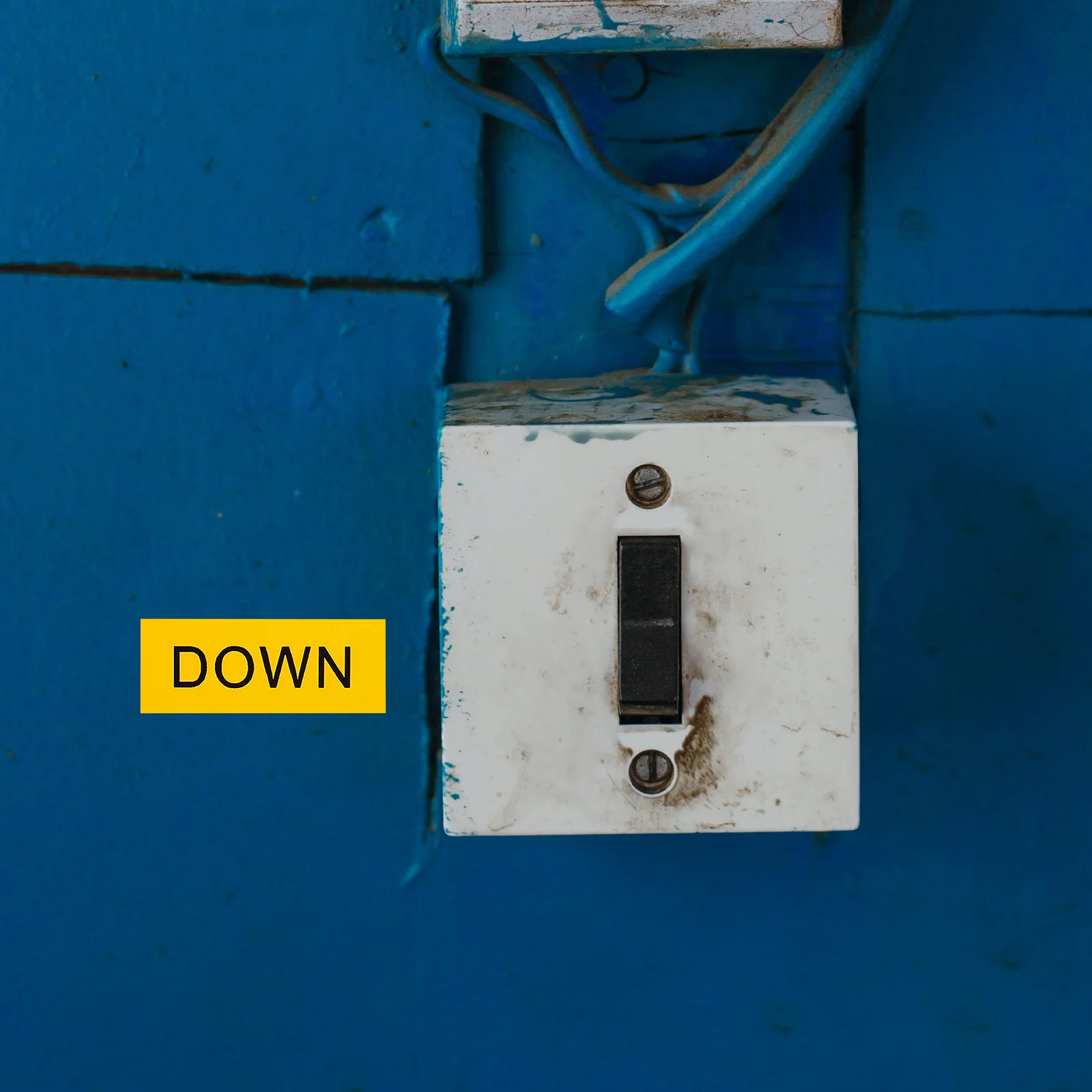 

20pcs Safety Warning Stickers Pvc Down Labels For Machine Device Switch Markers Home Office Factory Use Caution Decal Sticker