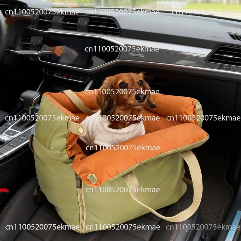 Modern style cat and dog heightened seat waterproof PU fabric dog car seat seat cushion easy to clean washable with solid