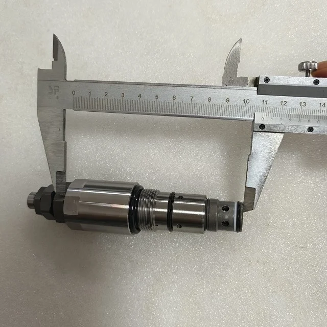 Parti di macchine edili Escavatore XKCG-00082 per parti della valvola di controllo principale R215-7 R210-7 Valvola principale