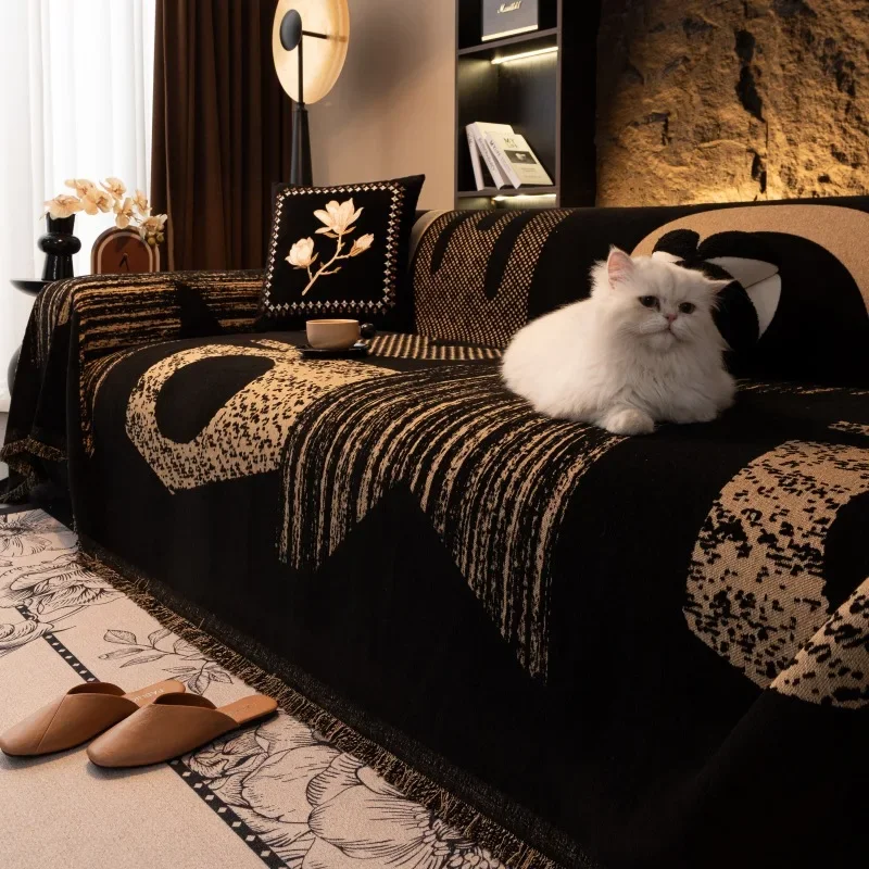 High-End French Sofa Cover for All Season Luxury Full Cover Couch Blanket for Living Room Vintage Multi Functional Armrest Towel