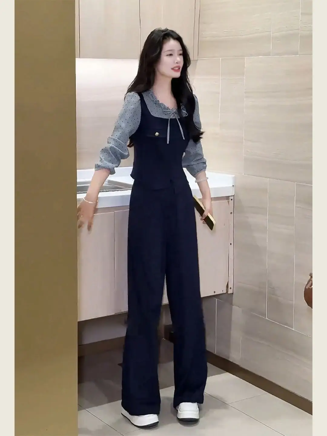 

Unique Design Korean Style Women's Blue Two-Piece Set Long Sleeve round Neck T-Shirt High Waist Pants Fashionable Autumn Outfit