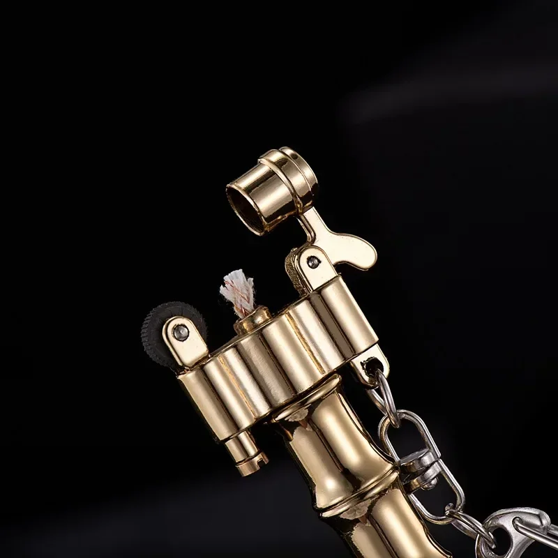 Brass keychain open flame lighter, bamboo mini metal lighter classic retro grinding wheel ignition gift men\'s smoking accessor