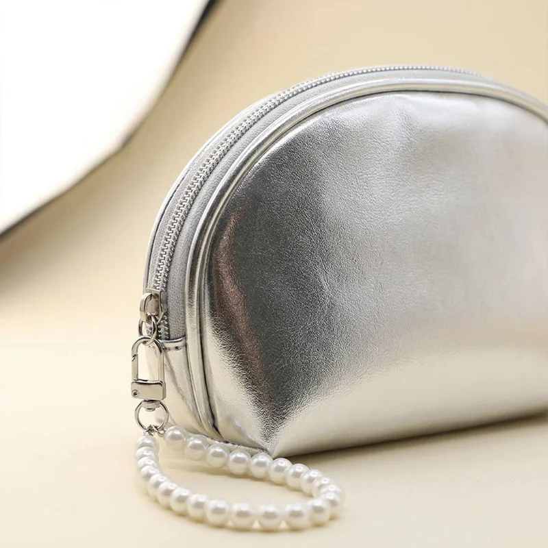 Silver Shiny Pearl Chain Makeup Bag Large Capacity Portable Waterproof PU Travel Wash Handbag Multi Compartment Storage For Lips