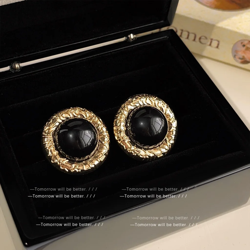 Vintage Black Stud Earrings, Chic and Stylish Retro Round Earings for Women, Minimalist Jewelry for Autumn and Winter