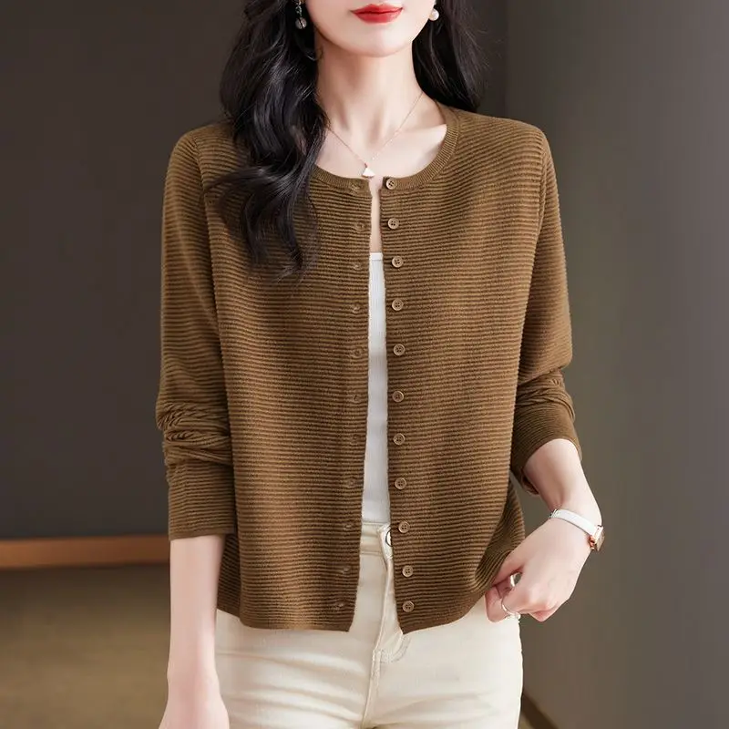 2024 New Summer Elegant Fashion Bohemian Retro Office Lady Coat Women Knitting Button Solid Color O Neck Long Sleeve Y2K Tops