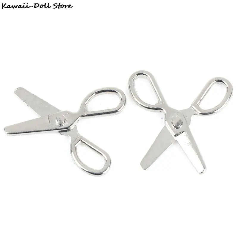 Mini tijeras de Metal para casa de muñecas en miniatura, muebles para decoración de casa de muñecas 1:12, 2 uds.
