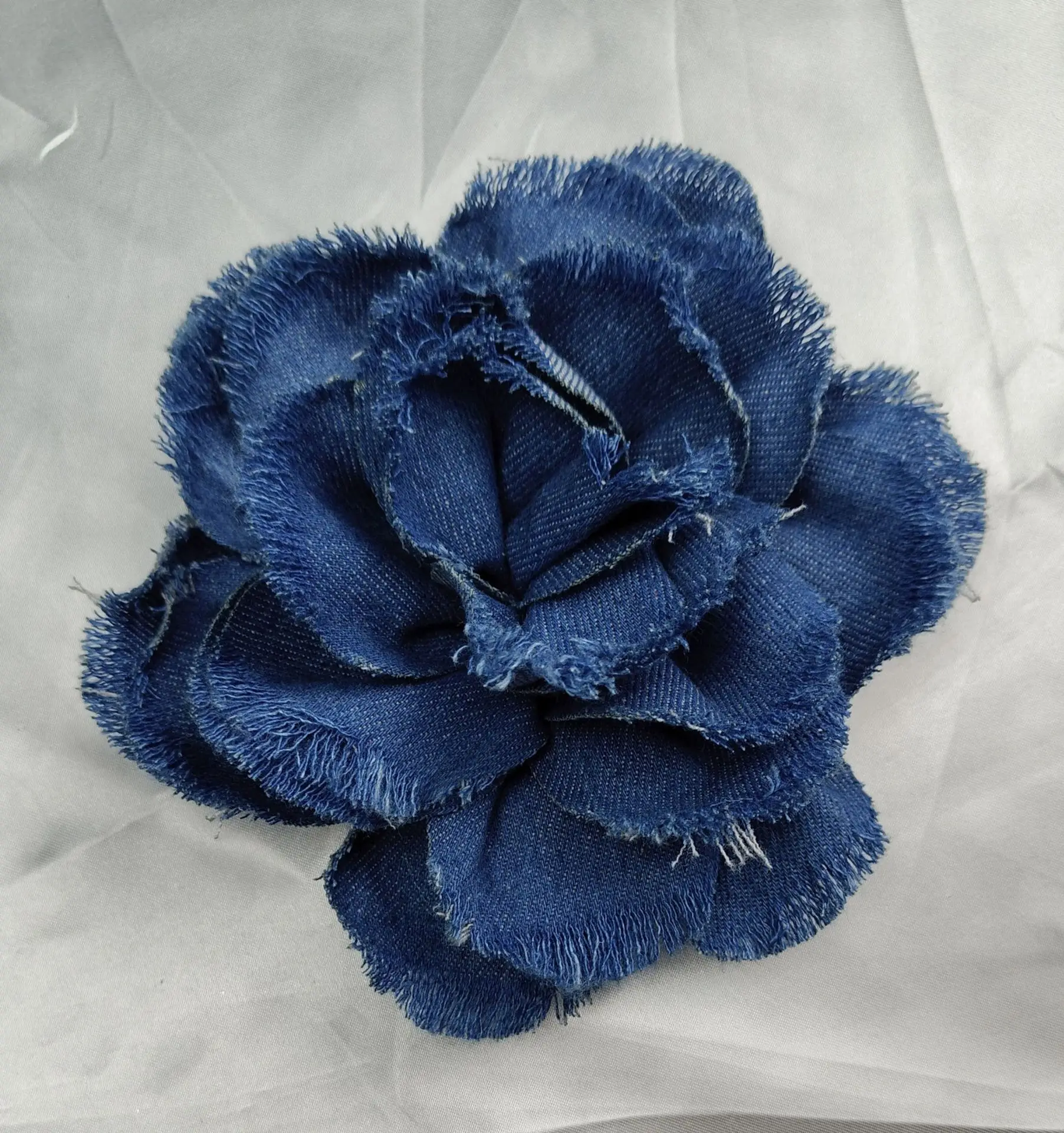 15 cm Mode Neue Handgemachte Einfassung Denim Rose Blume Brosche Pin Schöne Corsage Revers Abzeichen Broschen für Frauen Zubehör – Detail 21