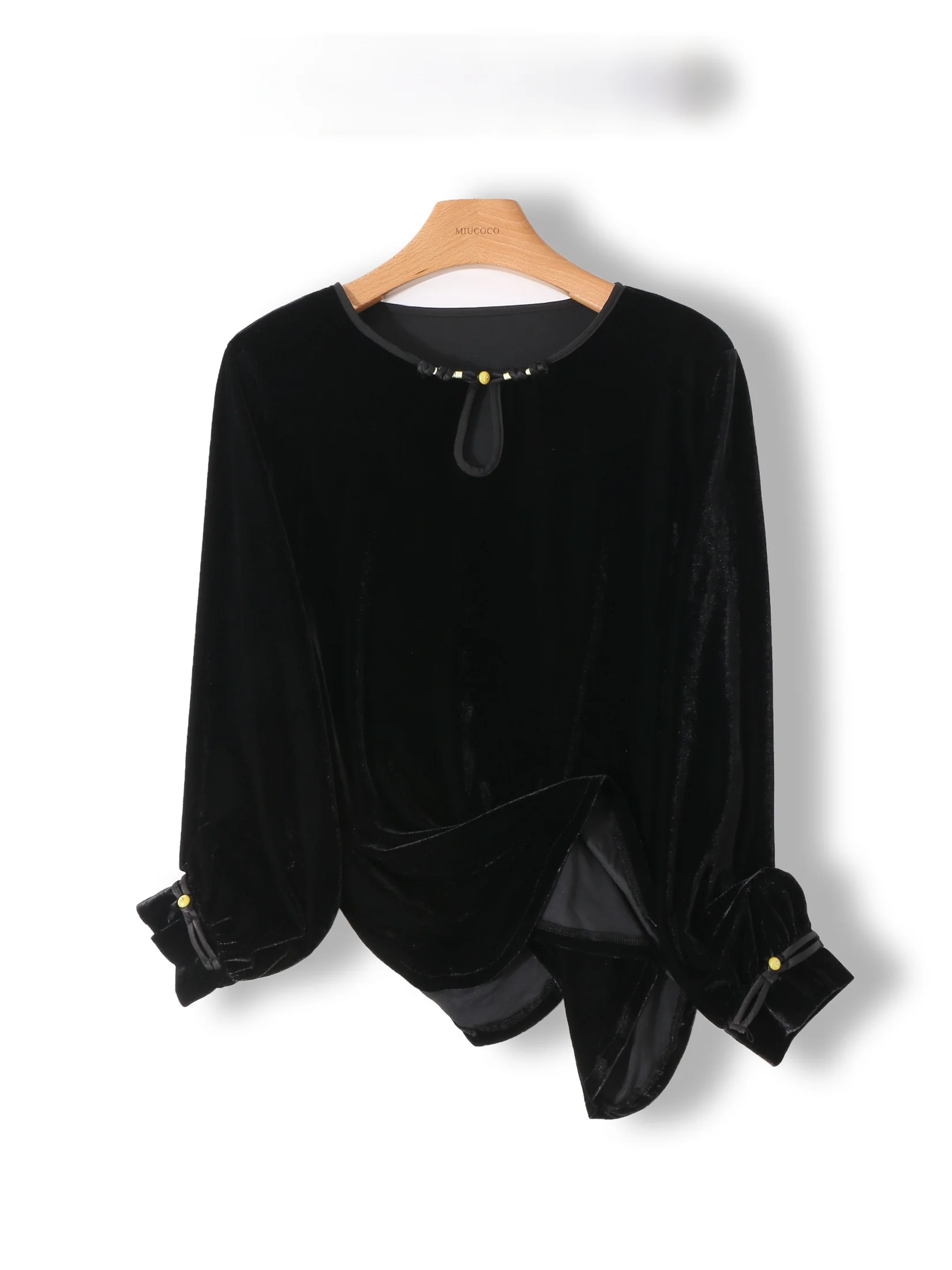 

Love at First Sight Elegant Velvet Shirt Collar Design Chinese Style round Neck Women's Fashionable Vintage Top for Commute