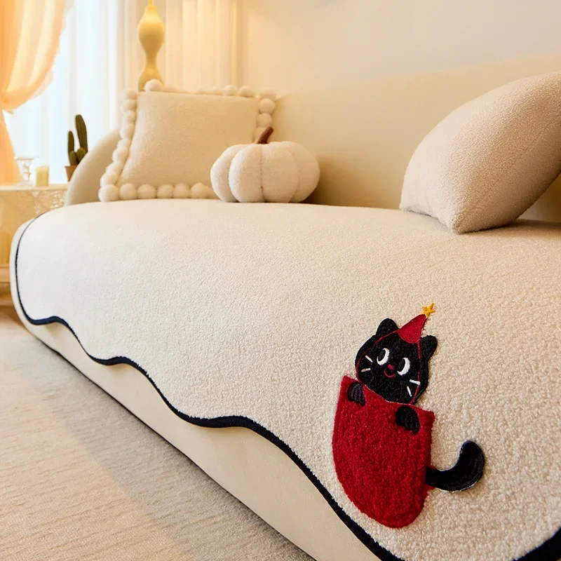 Alien Sofa Cushion Cartoon All Season Universal Slipcover Anti Slip Teddy Velvet Sofa Cover Cushion Anti Cat Scratch
