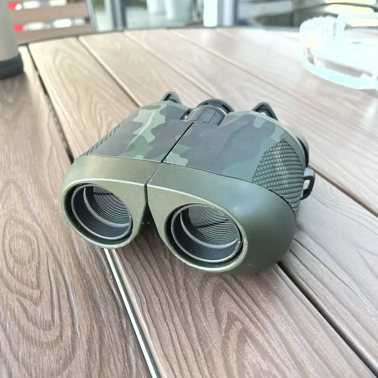 

Green Camouflage Compact Paul 10x25 L Binoculars - Tactical Pocket-Sized Optics for Outdoor Enthusiasts