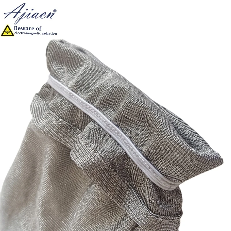 100% シルバーファイバーニットの抗放射線手袋。タッチスクリーンデザインで簡単に手袋を着脱でき、快適で通気性のある手袋です。