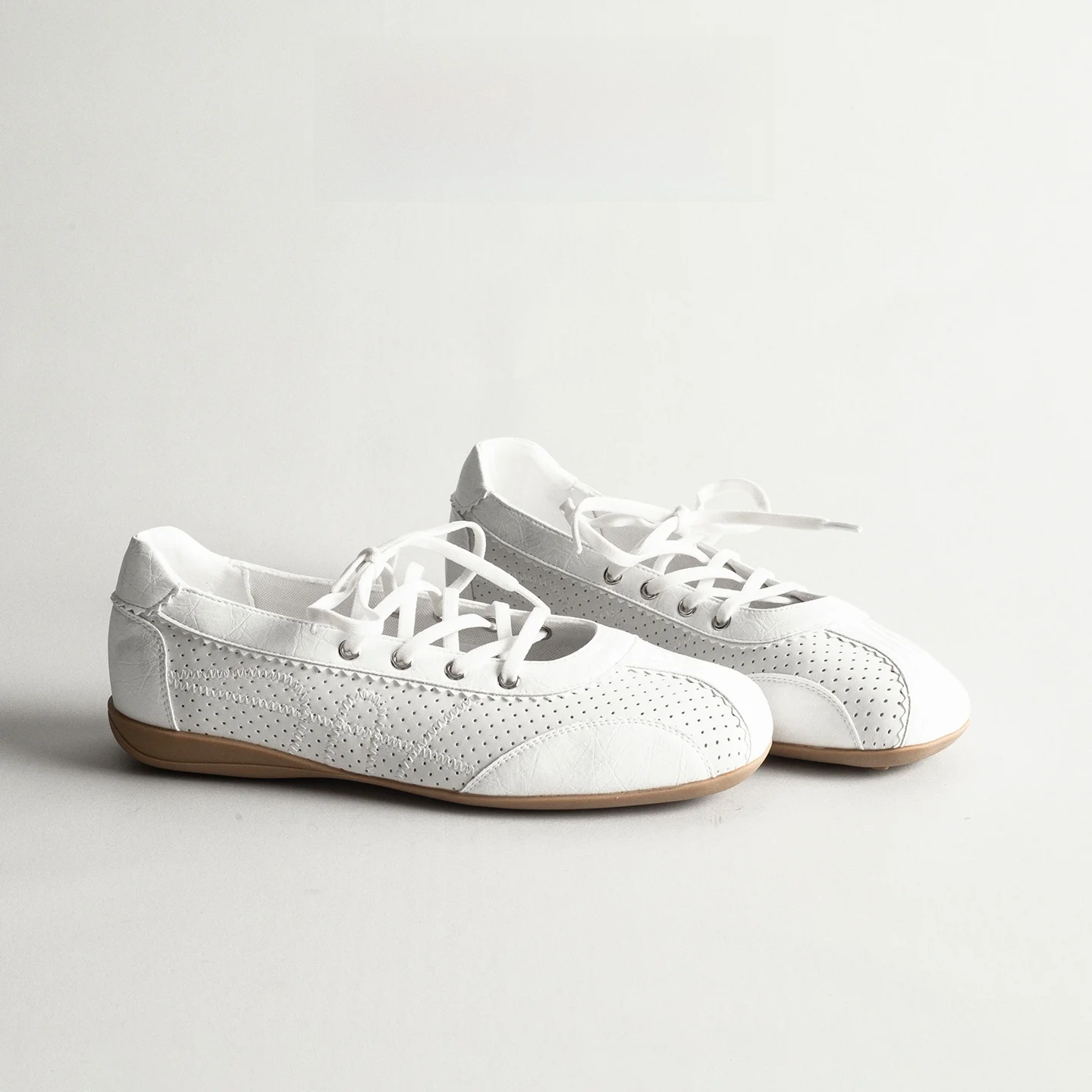

Leather Hollow out Breathable Fashion Ballet Flats Women's 2026 New Flat Casual Shoes Mary Jane Single Shoes Low Heel
