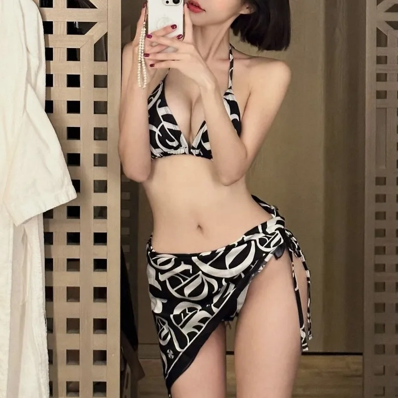 

Vintage Printed Sexy Three Points Bikini Deep V Neck Wrap Sleeveless Swimsuit 3 Piece Low Waist Bikinis Beach Style Swimwears