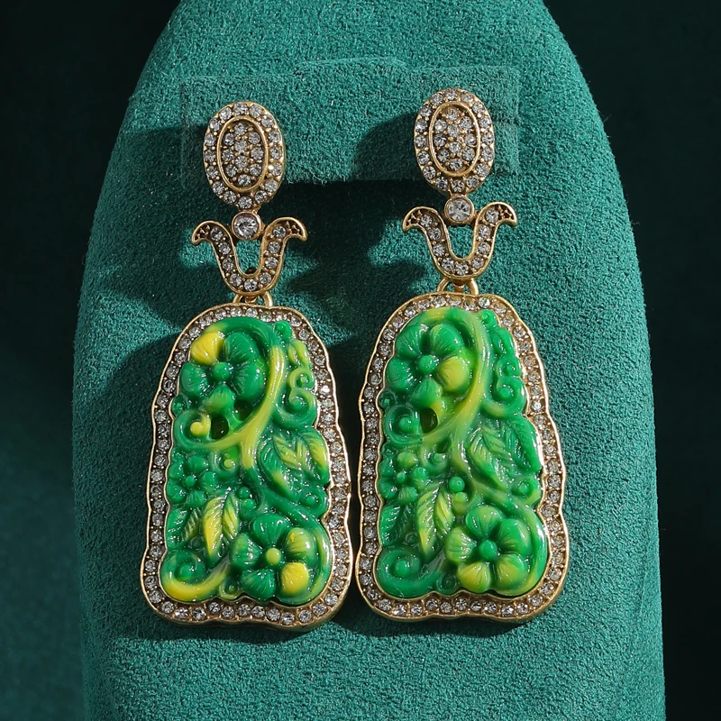 

Vintage Carved Flowers Drop Statement Earring for Women Natural Stone Jade Antique Gold Color Rhinestones Indian Jewelry Luxury