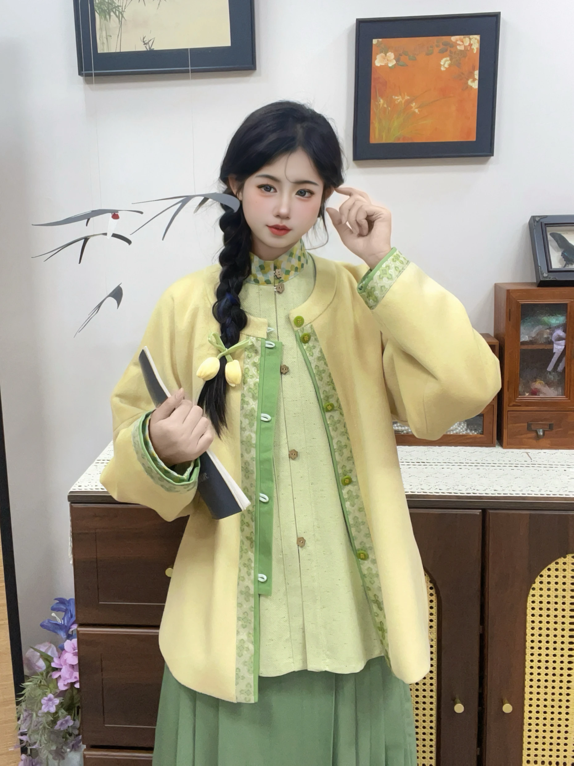 

Tily Seven Alleys Yangyueduo Goose Yellow round Ne ort Coat Stand Collar Bow ket Sve Hanfu Women's Autumn Faion