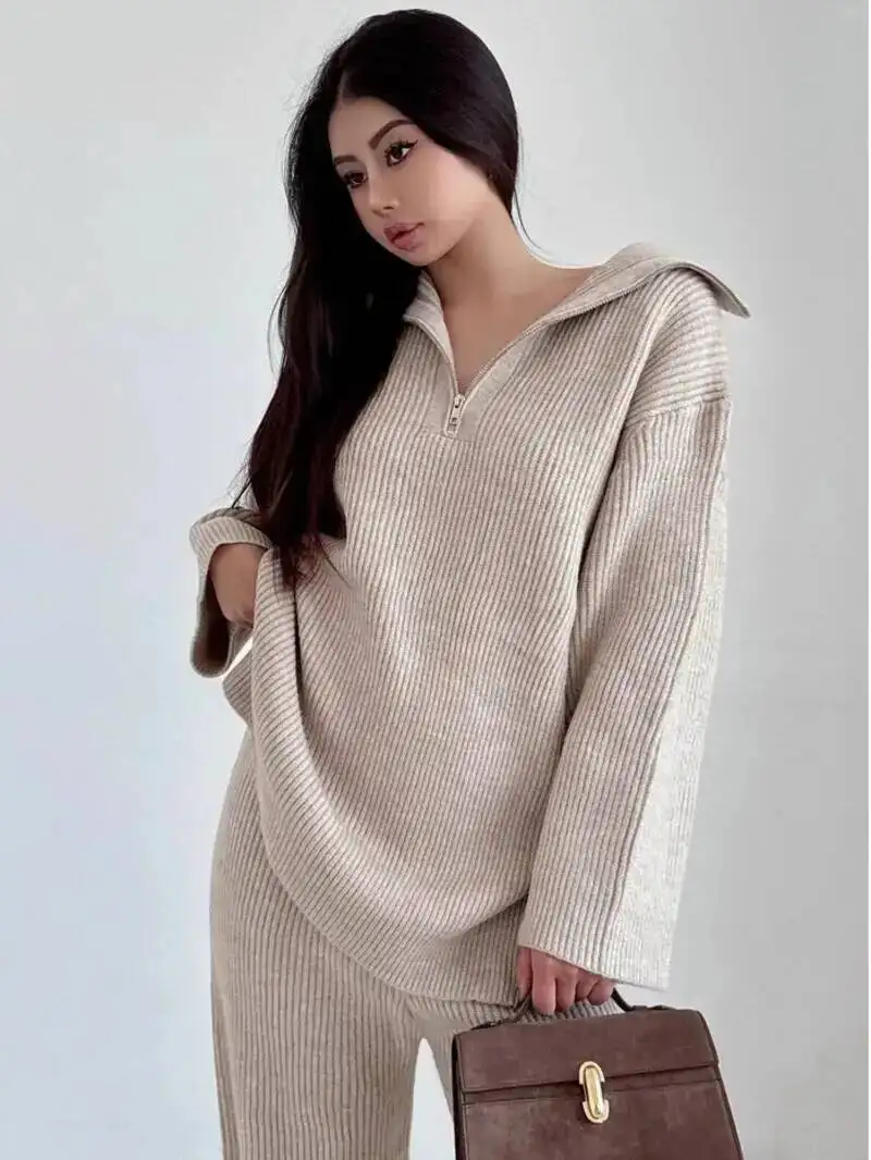 

Свободный свитер с капюшоном и воротником-молнией в ленивом стиле, женский комплект осенне-зимних вязаных широких брюк 2025 года, модный комплект женских брюк TU9A