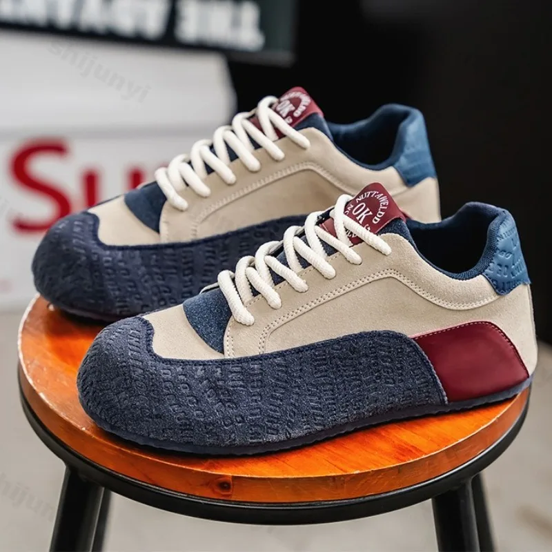 

Осенняя мужская вулканизированная обувь, 2025 г., повседневная обувь на платформе с плоской подошвой и толстой подошвой, модная уличная спортивная обувь на шнуровке