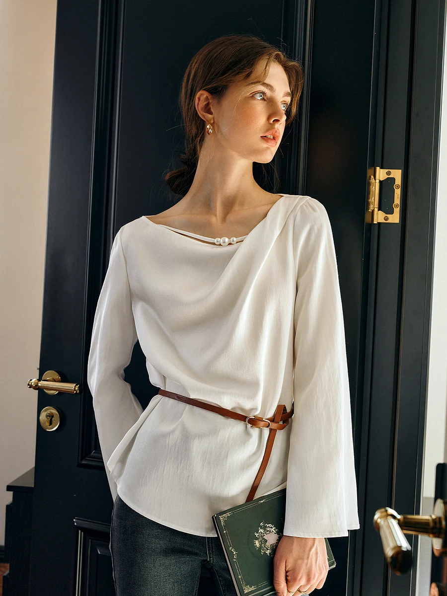 

OLrain Women's Elegant Blouse 2025 Spring Autumn Long Flare Sleeve Tops for Woman Loose Fit Beige Ladies Clothing N57CX96100