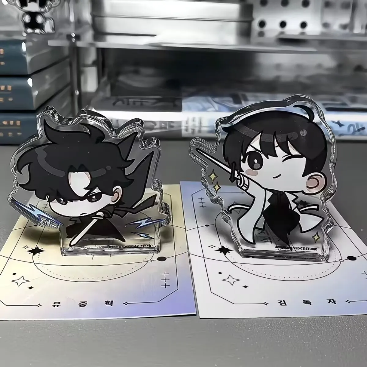 "지식이 많은 독자" 시각적 관점 주변 기호 "Kim Duk Zi, Liu Zhonghe" 만화 귀여운 장식 아크릴 데스크탑