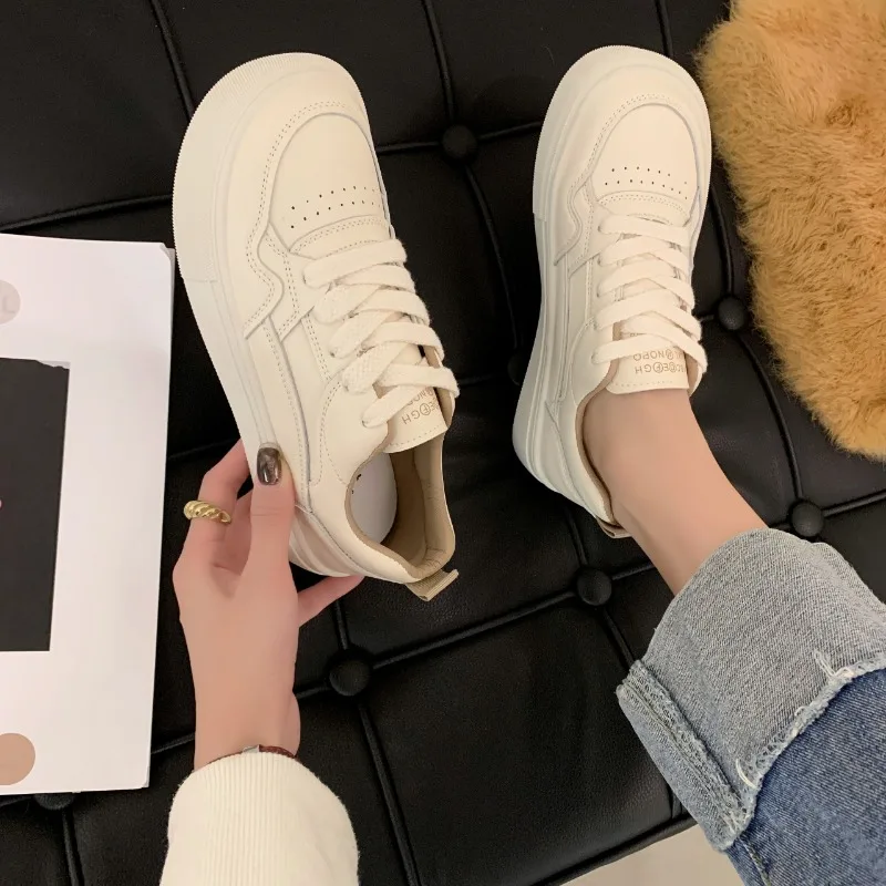 Little White Shoes Women Sneakers 2024 New Breathable Genuine Leather Women\'s Shoes Casual Sports Board Shoes Sneaker Adult