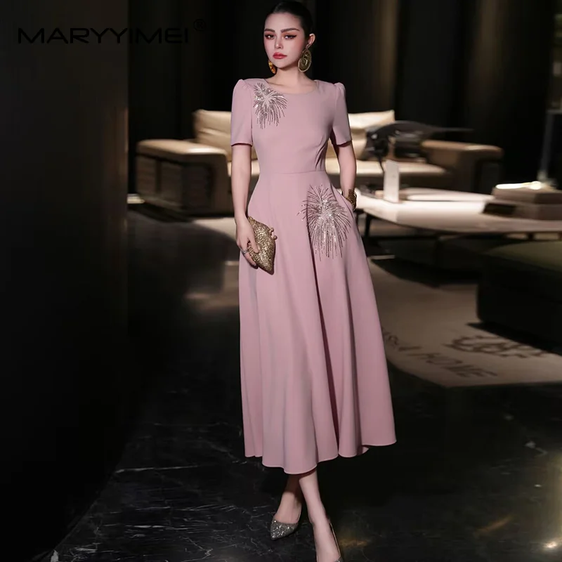 MARYYIMEI Elegancka Sukienka Damska na Imprezę Studniówkową Krótki Rękaw Koraliki Wyszczuplająca Sukienka Jednolita Wiosna Lato 2025 Nowość