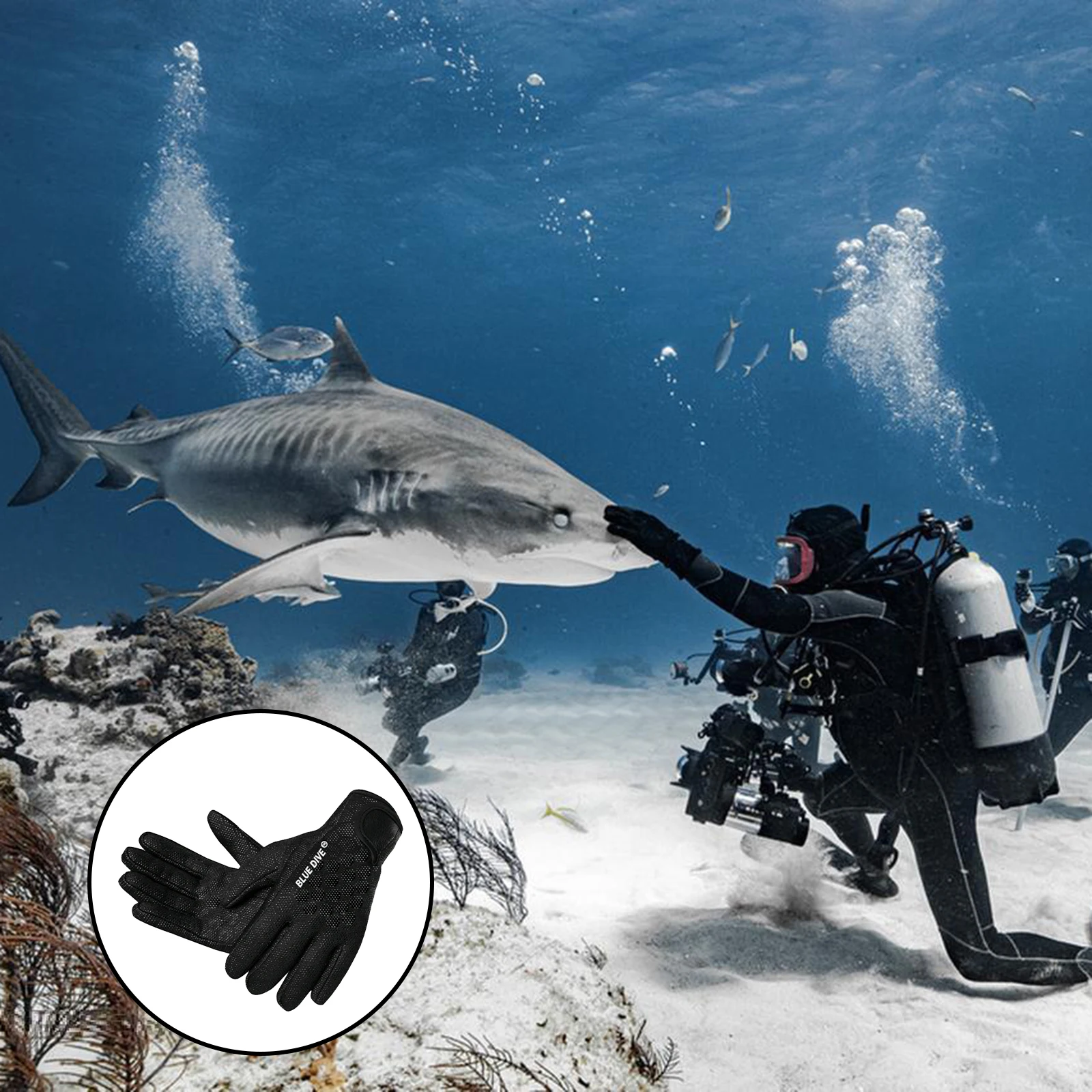 Thumbnail 2 - #4 Highest Rated Swim Gloves to Buy in 2026