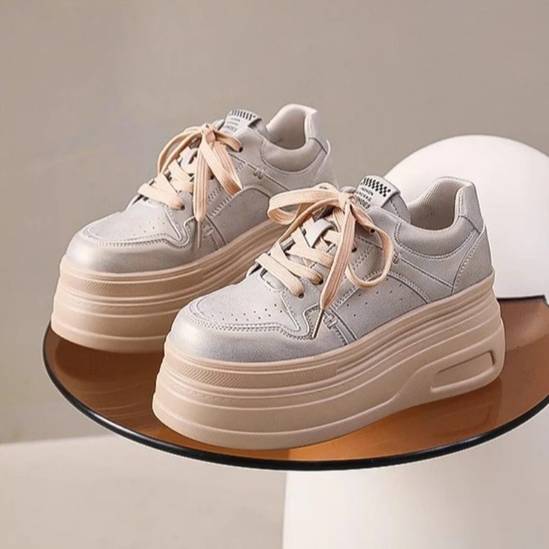 

Весенне-осенние повседневные спортивные туфли на толстой подошве для женщин, универсальные удобные модные туфли, увеличивающие рост