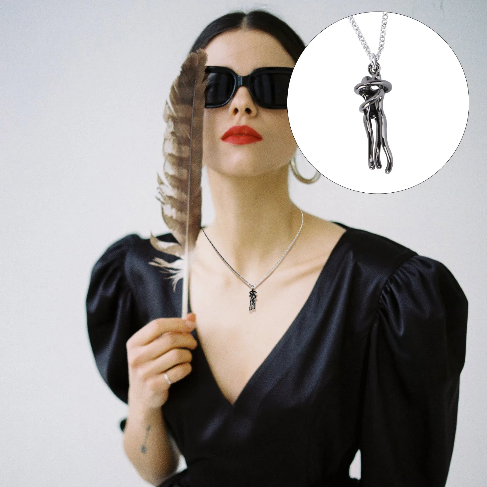 

Necklace Emotional Pendant Couple Hugging Figure Couple's Gift Jewelry Valentine's Day Black Woman Romantic Love Witness Lovers