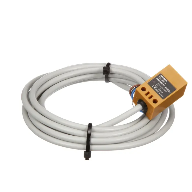 O-MRON Automation TL-Q5MC1 Inductive Proximity Sensor,Rectangular,5mm,NPN-NO,24VDC,Bracket/Panel Non-Flush
