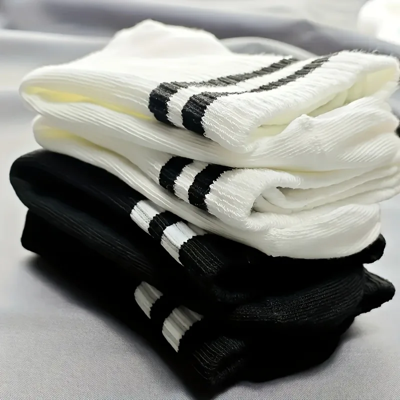 4 Pairs Unisex Sports Outdoor Socks Classic Colors - Basketball Soccer Workout Crews for All Seasons. Anti-Odor Moisture Wicking view 5