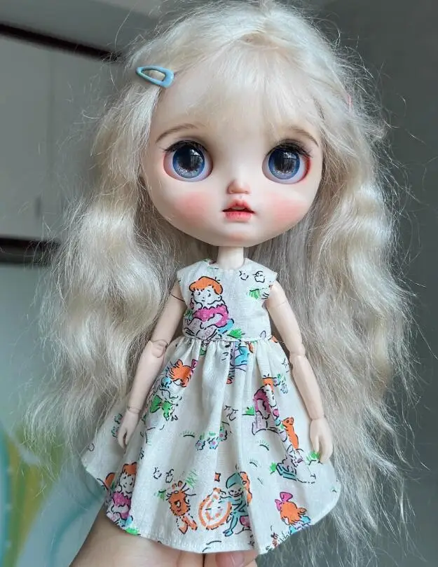 

1 шт., платье в стиле каваи из мультфильма Blythe, 1/6, 30 см (подходит для Pullip,Ob22/24/26, Licca)