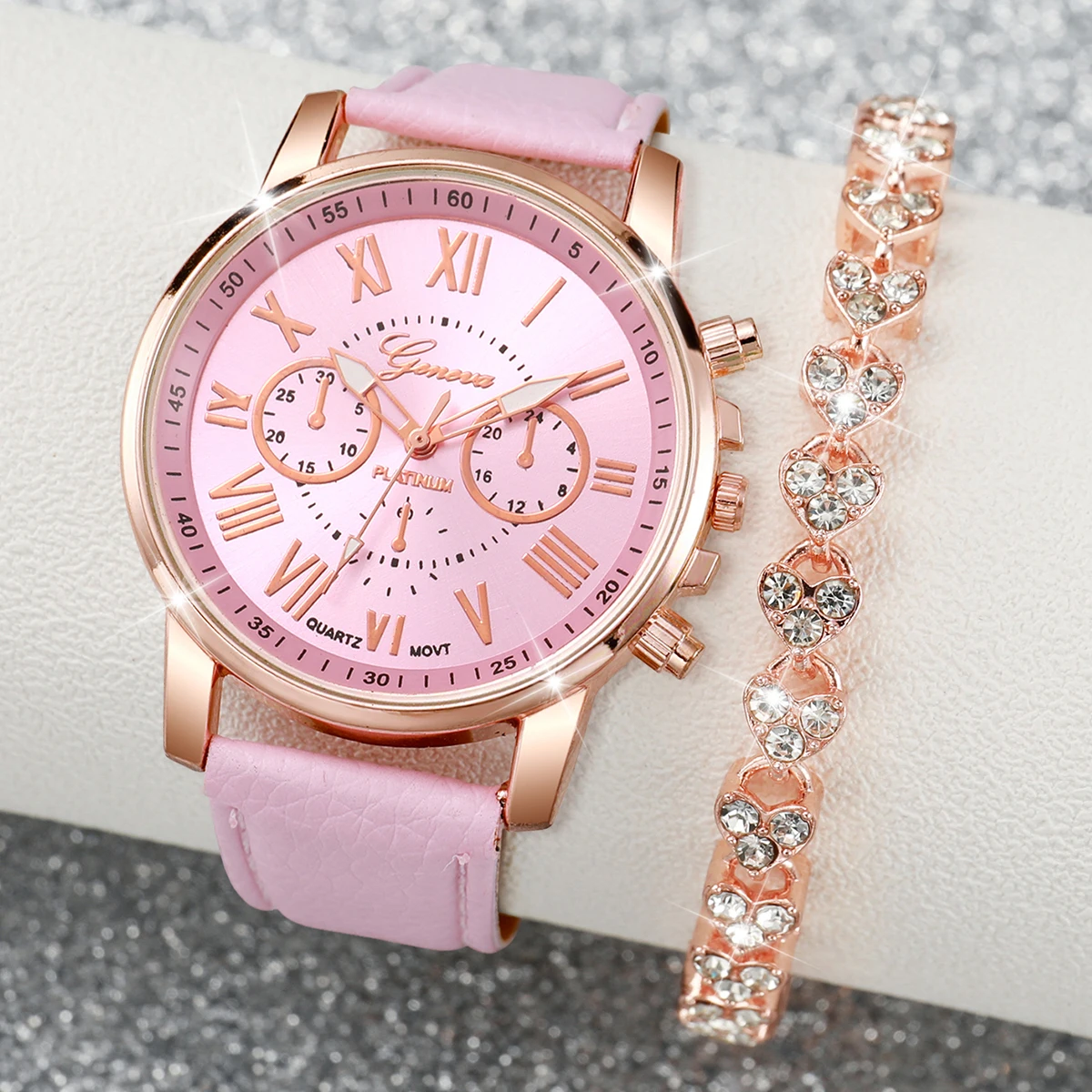 2PCs/Set Women\'s Watch Fashion Sweet Leather Quartz Watch Full Diamond Heart Bracelet Set