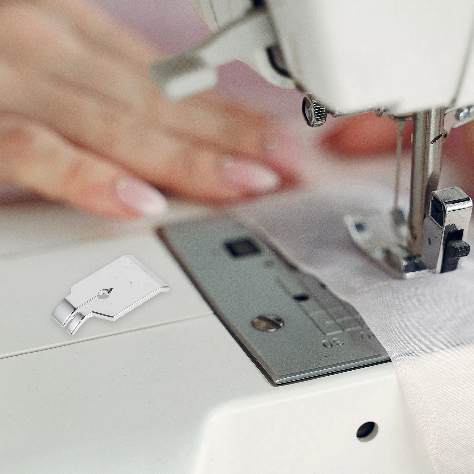 

11 Piece Sewing Machine Presser Foot Set Zinc Alloy Plastic Durable Lightweight Portable Quilting Knitting Embroidery Household