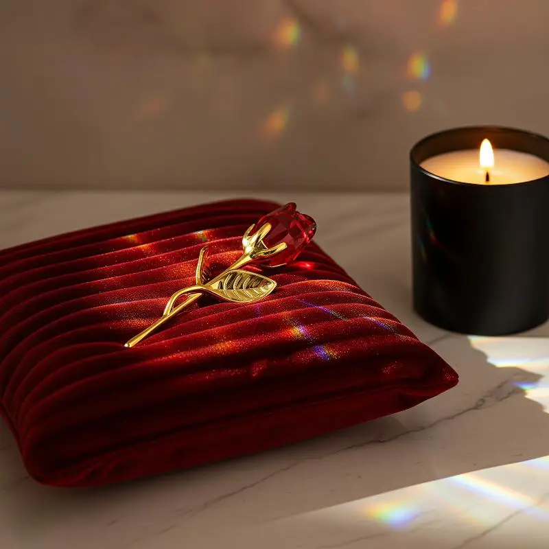 Klare Kunstkristallrose mit poliertem Metallstiel, zeitlose Blumenfigur, Geschenkbox für alle Anlässe, universelles Geschenk. – Detail 2