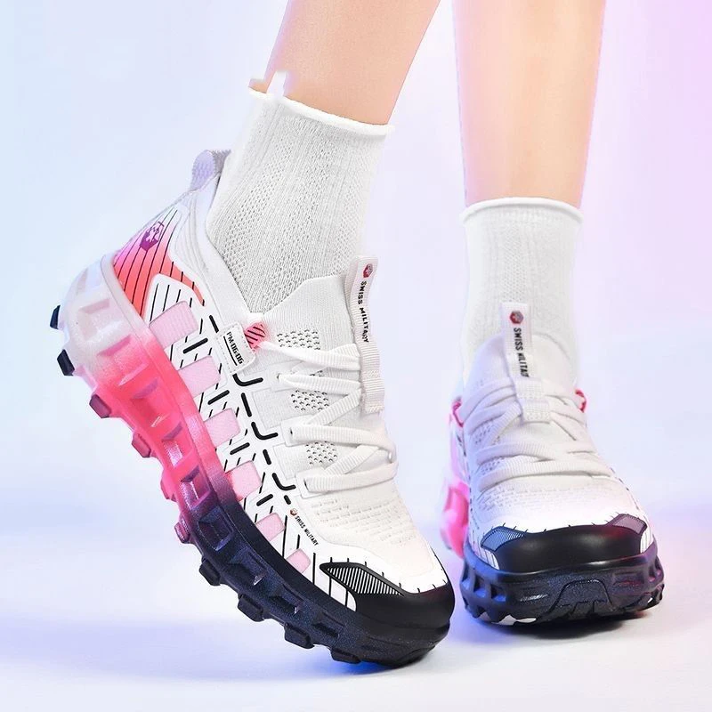 Men's Shoes Mesh Breathable Lightweight Casual Running Shoes High Quality Fashion Sneakers New for Spring/Summer