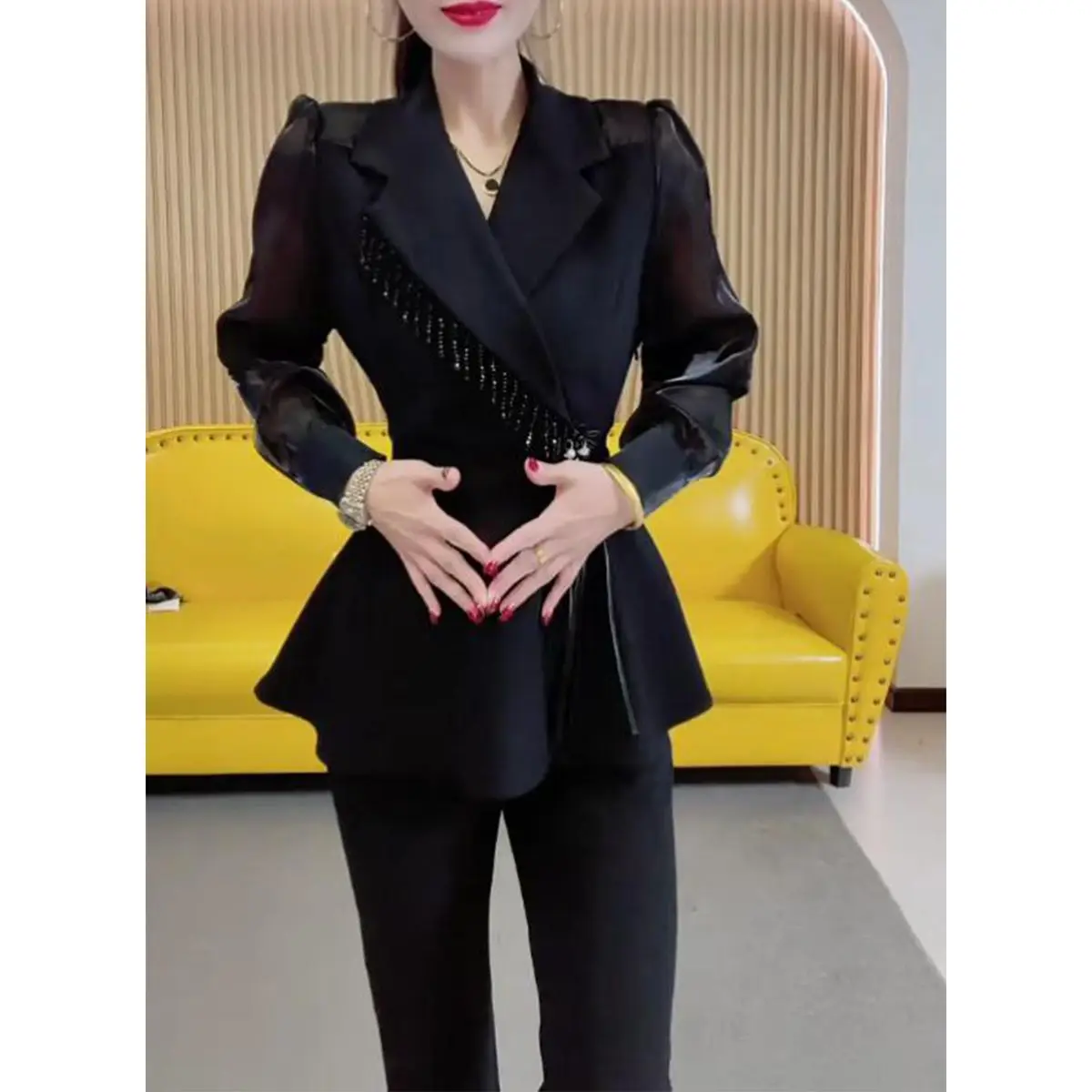 Spring 2025 New Fashion Foreign Style Suit Femininity Skinny Splicing Bubble Sleeve Top Pants Two-piece Set Lady Summer Suits