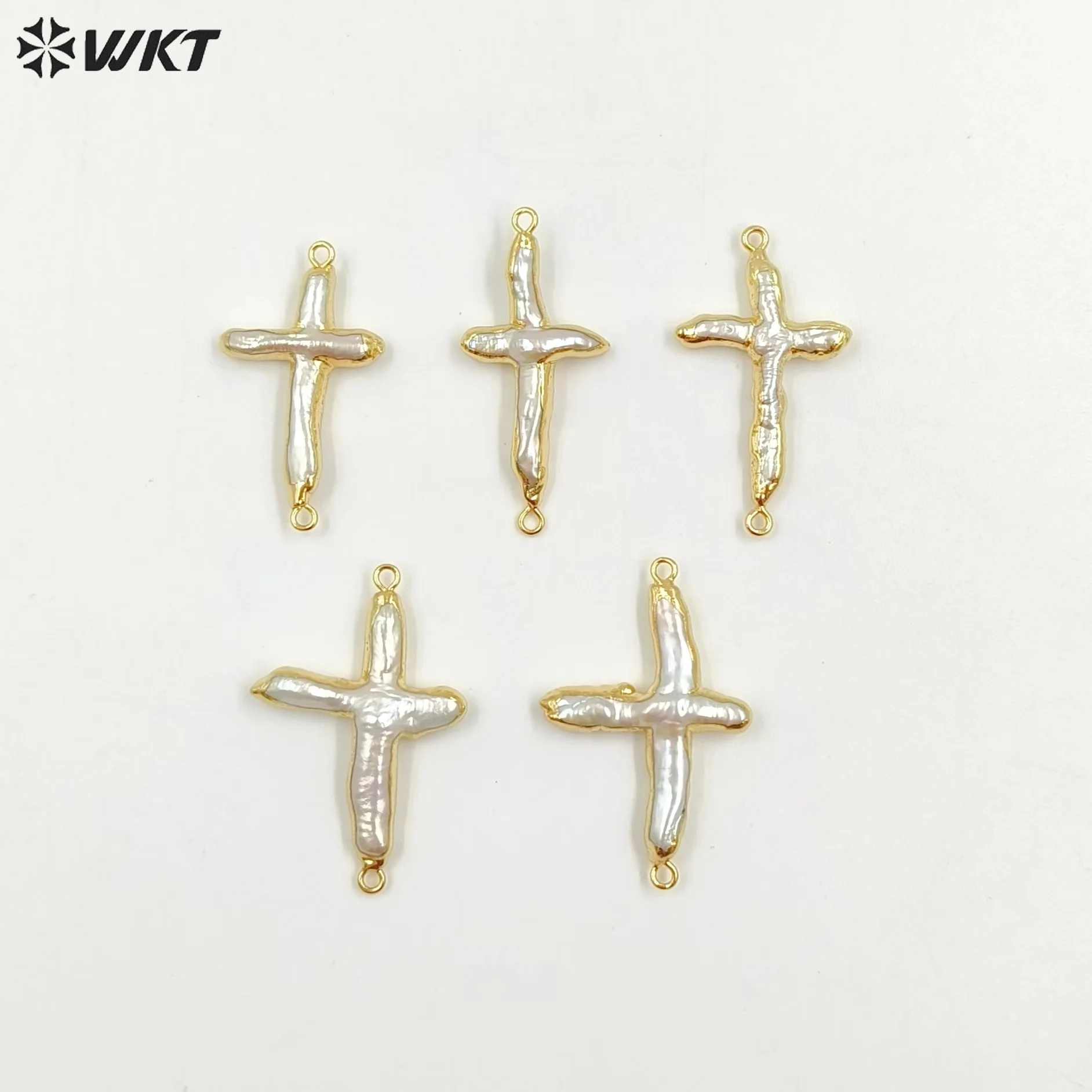 

WT-C095 Latest Double Loops Cross Pearl Pendant Natural pearl in gold electroplated cross pendant Pearl Cross connector pendant