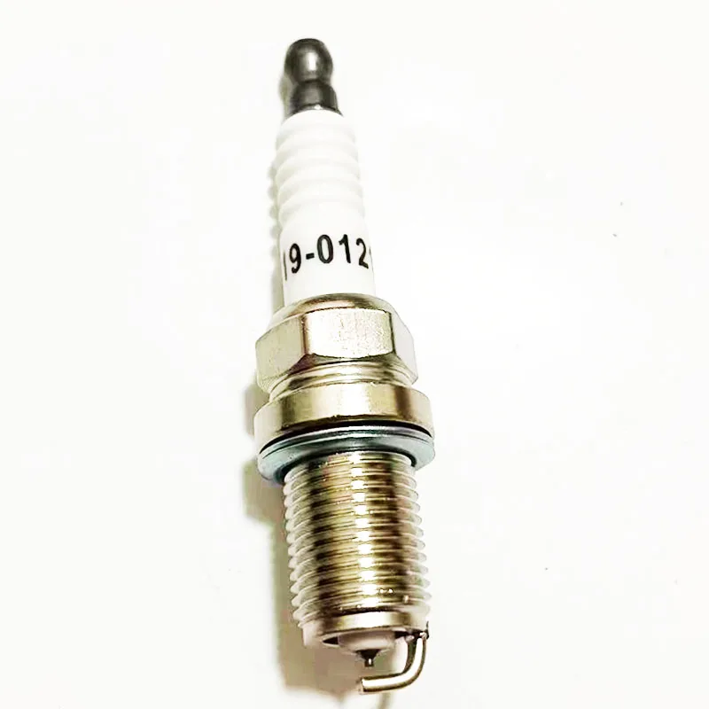 90919-01210 SK20R11 4 pieces For Toyota Camry Scion Rav4 Lexus RX 300 330 4.7L V8 Iridium Spark Plug 9091901210