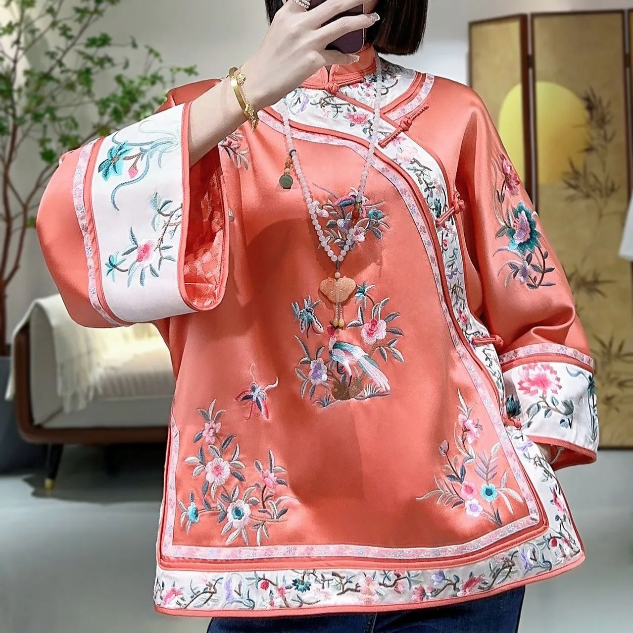 

High-end Spring Women Acetate Top Retro Embroidery Flowers Elegant Lady Loose Coat Palace of the Qing Rulers S-XXL