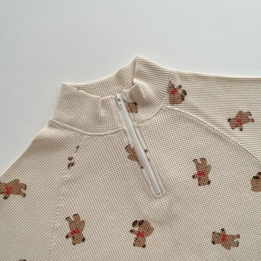 Newborn Clothing Boys\' Round Neck Fashion New Waffle Set Girl Baby Cute Cartoon Bear Print 2024 Spring and Autumn Pajama Set