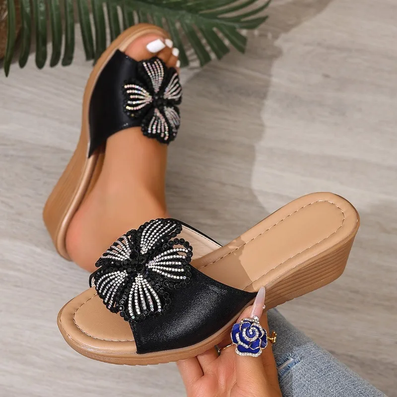 Women Modern Slippers Flat Summer Ladies Shoes Beautiful Diamond Butterfly Outside Beach Slides Square Toe Footwear for Female