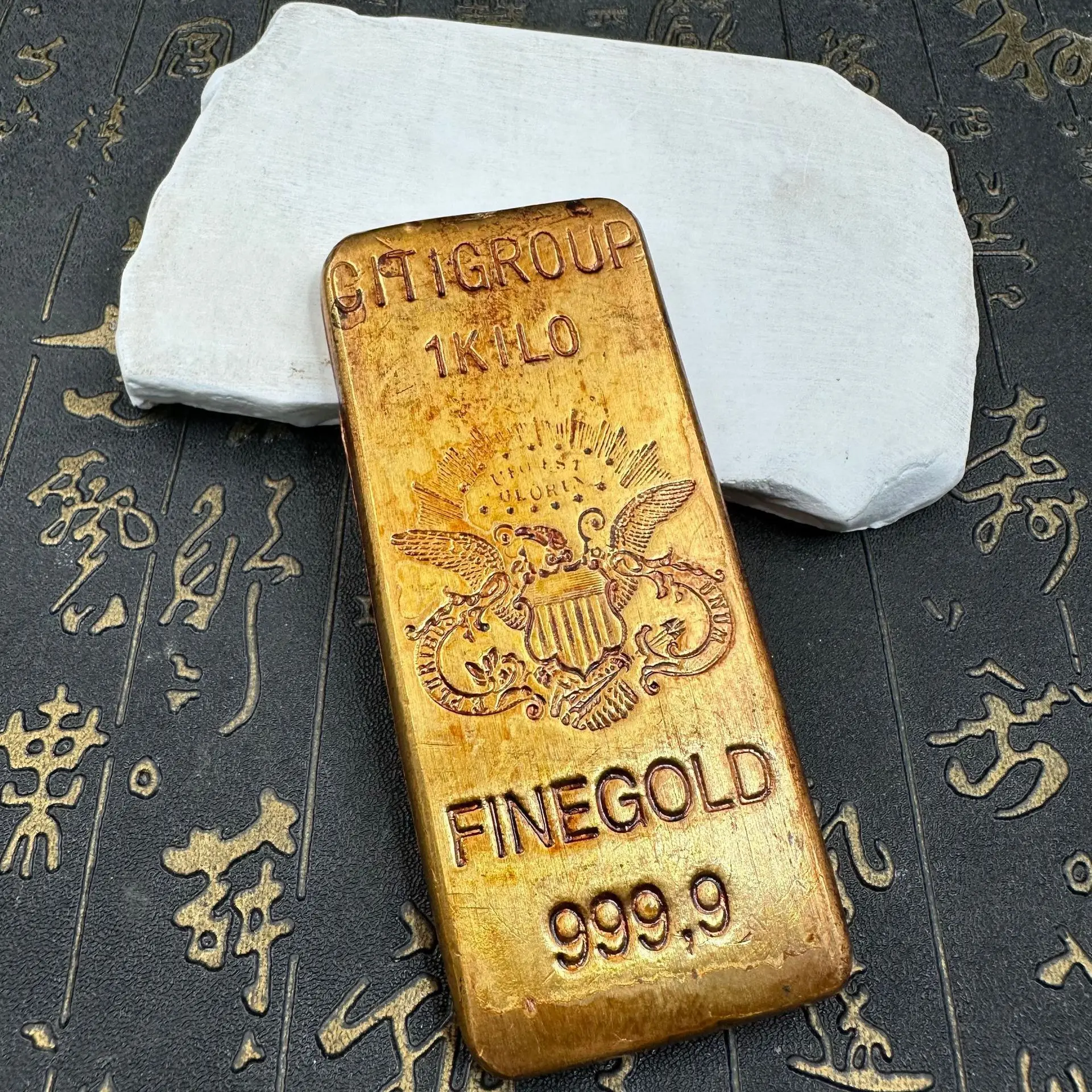 1 Kilo non-magnetic Antique Old Gold Bar US Precious Metal Exchange solid Bar Badge Square Coin Collection Decor Art Crafts Gift