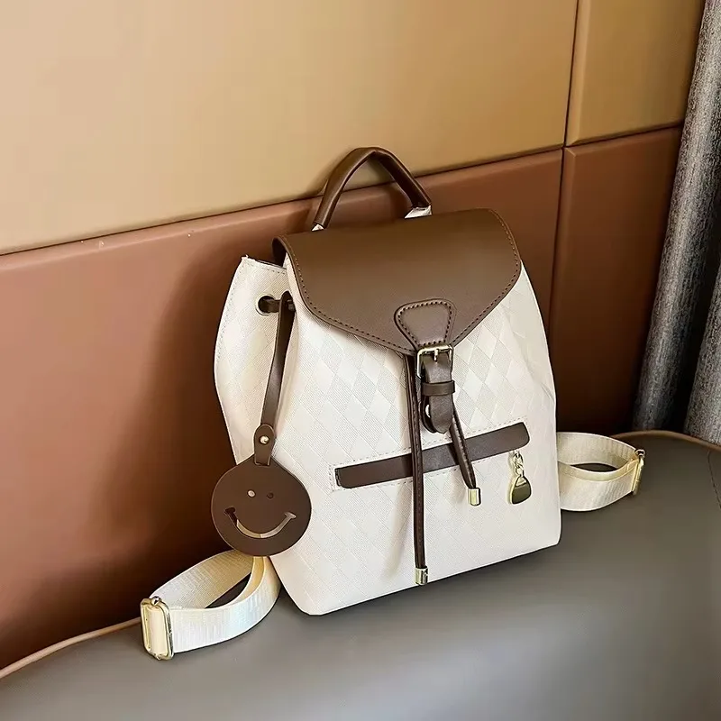Retro contrasting color luxury women's travel backpack with waterproof PU zipper closed lightweight plaid pattern design