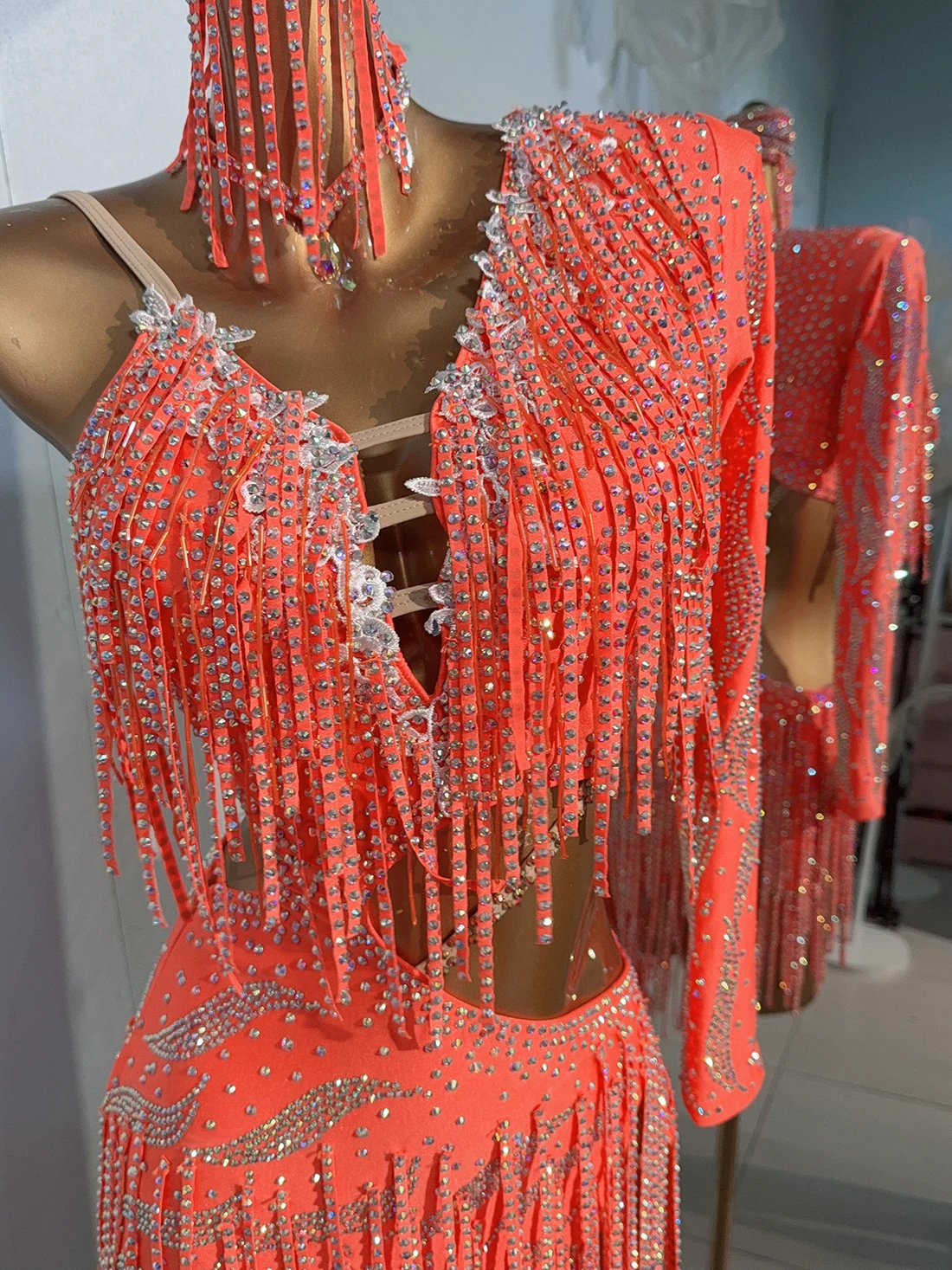 الرقص اللاتيني المرأة الراقية مخصص الماس شريط شرابة كبيرة عارية الذراعين تشا سامبا أداء حجر الراين اللباس