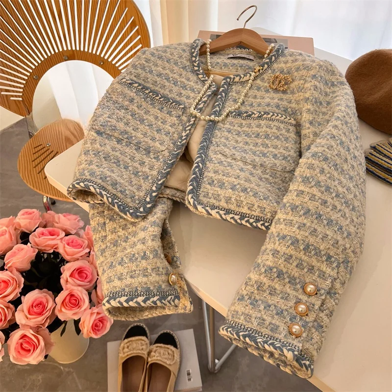 

Short jacket women's super white design sense 2025 autumn and winter tweed top winter clothes women jackets