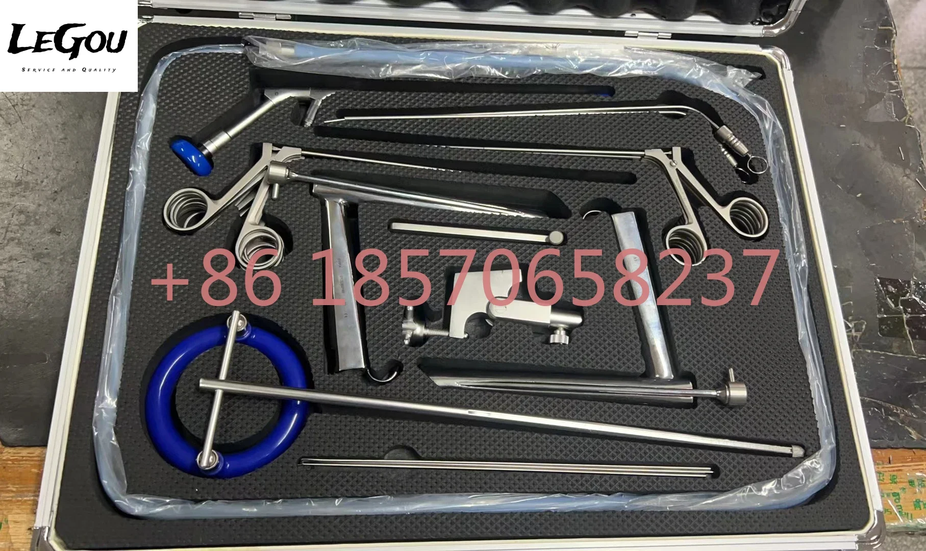 Reusable ENT surgical instruments hold laryngoscope set including scope